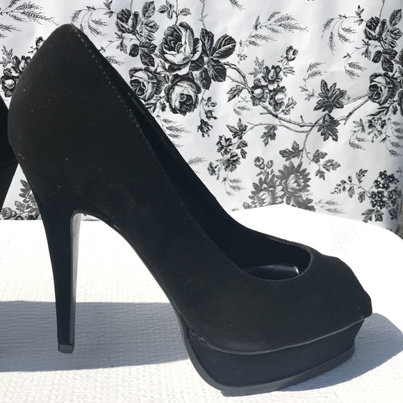 NEW Black Peep Toe Pumps - Picture 7 of 10